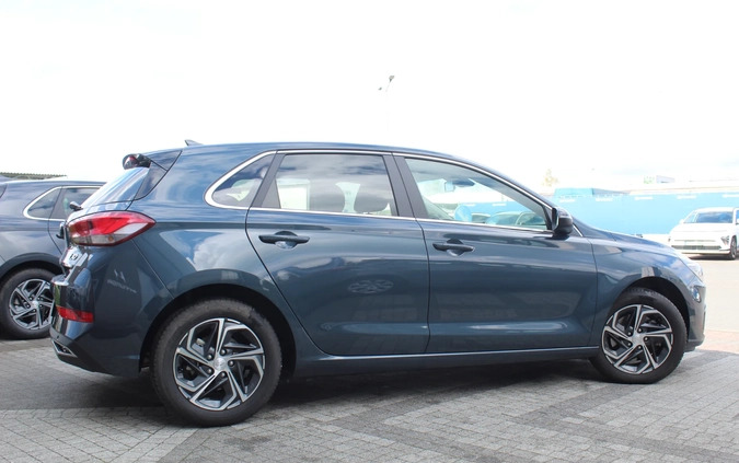 Hyundai I30 cena 86700 przebieg: 22349, rok produkcji 2022 z Radzymin małe 326